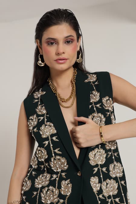 Buy_Shagufta_Green Georgette Embroidery, Beads V-neck Hand Jacket Pant Set _Online_at_Aza_Fashions