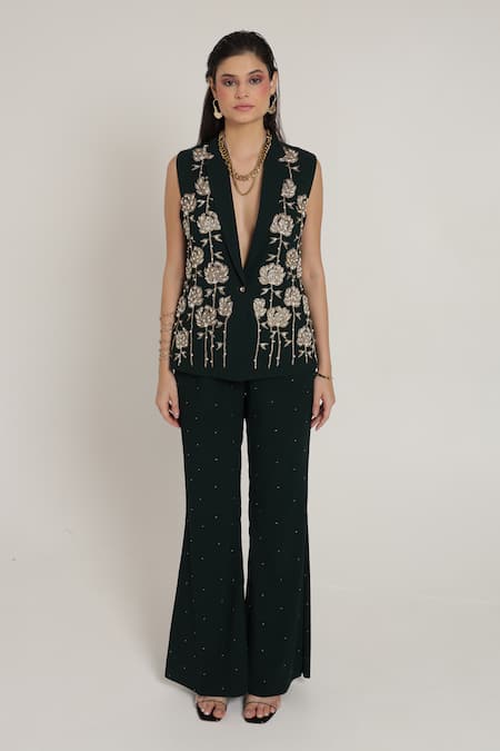 Shagufta Hand Embroidered Jacket Pant Set 