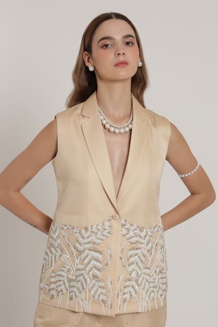 Buy_Shagufta_Beige Silk Cut Work, Embroidery V-neck Cutdana Jacket Pant Set _Online_at_Aza_Fashions