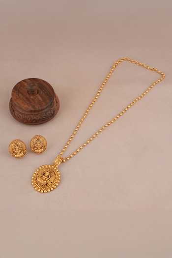 SMARS JEWELRY_Gold Plated Maa Lakshmi Carved Antique Pendant Necklace Set _Online_at_Aza_Fashions