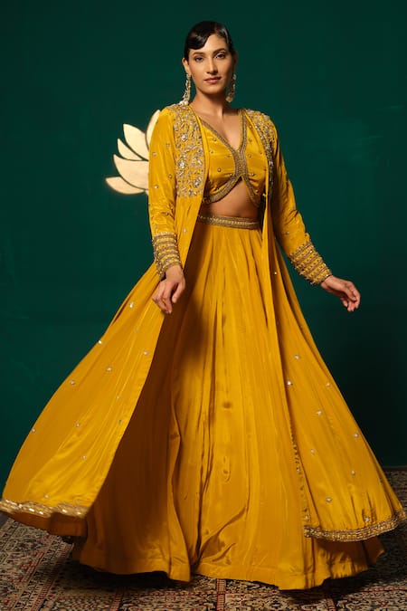 Niloufer By Aasif Ally Embroidered Long Cape & Skirt Set 