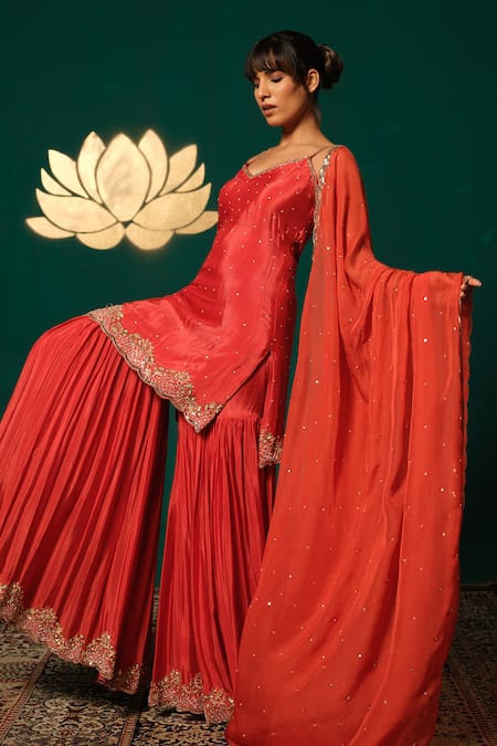 Niloufer By Aasif Ally_Red Chinon Sequins, Beads V-neck Scattered Embroidered Kurta Sharara Set _at_Aza_Fashions