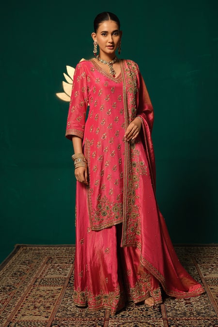 Buy_Niloufer By Aasif Ally_Pink Tissue Sequins, Zari, Embroidery V-neck Floral Kurta Sharara Set _Online_at_Aza_Fashions