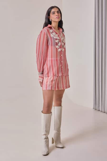 Needleten Coral Vegan Silk, Organza Fabric Flowers Collared, Striped Applique Shirt Online at Aza Fashions Needleten_Coral Vegan Silk, Organza Fabric Flowers Collared, Striped Applique Shirt _Online_at_Aza_Fashions