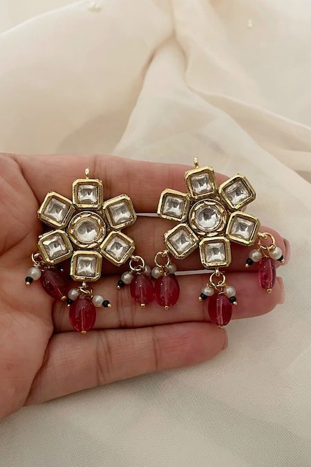 Saga Jewels Geometric Kundan Studded Choker Set 