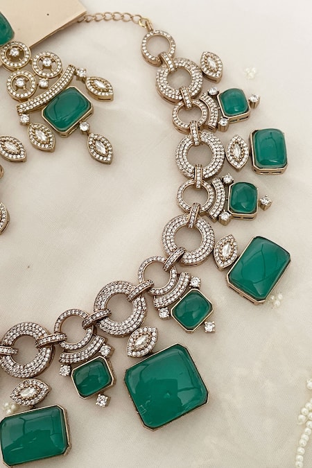 Buy_Saga Jewels_Green Stones Studded Necklace Set _Online_at_Aza_Fashions