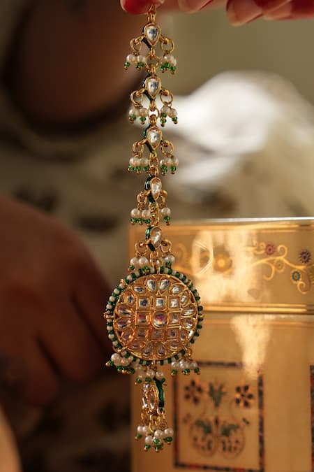 Buy_Saga Jewels_Gold Plated Pearls, Beads, Stones Kundan Studded Necklace Set _Online_at_Aza_Fashions