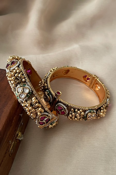 Saga Jewels Ghunghroo Embellished Pair of Temple Bangles 