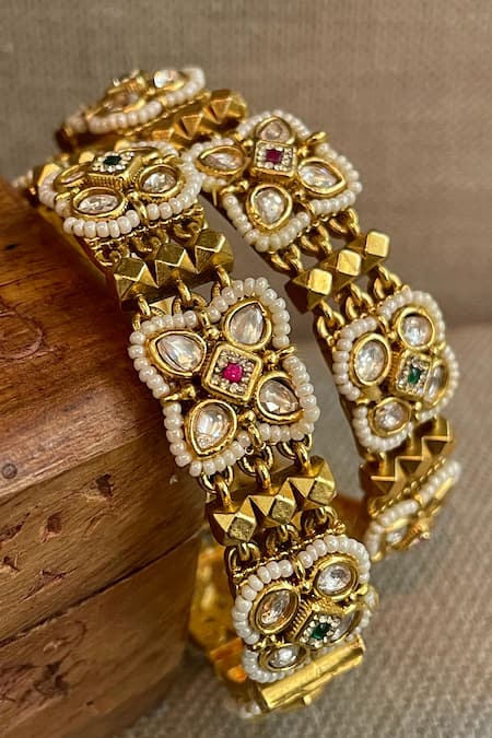 Saga Jewels Meshwork Pair of Temple Bangles 