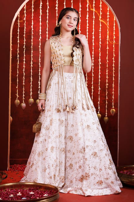 Hoity Moppet Darpan Flower Embroidered Lehenga Jacket Set