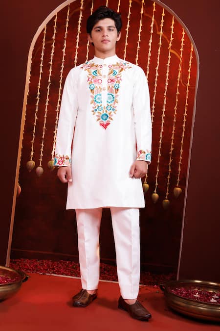 Shop_Hoity Moppet_White Silk Embroidery Guldasta Floral Kurta Set _Online_at_Aza_Fashions