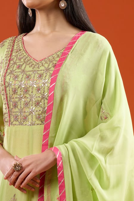 Buy_Samyukta Singhania_Green Georgette Embroidery, Zari V-neck Hand Anarklai With Dupatta 