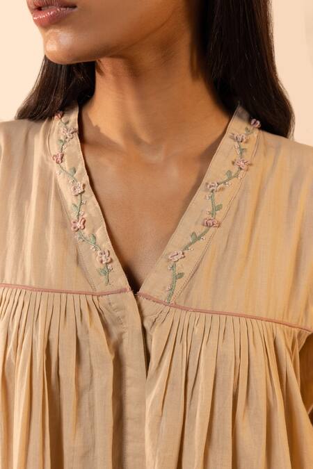 Buy OurDve Beige Cotton Embroidery, Piping V-neck Floret Gathered Dress Buy_OurDve_Beige Cotton Embroidery, Piping V-neck Floret Gathered Dress