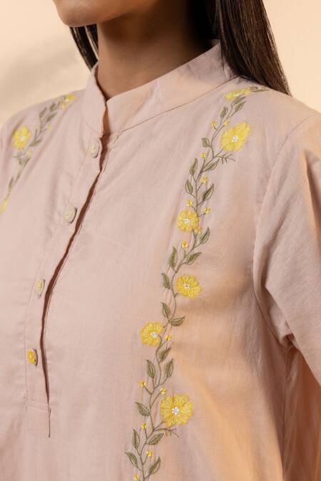 Shop_OurDve_Pink Cotton Embroidery Mandarin Collar Bloomberry Floral Kurta _Online_at_Aza_Fashions