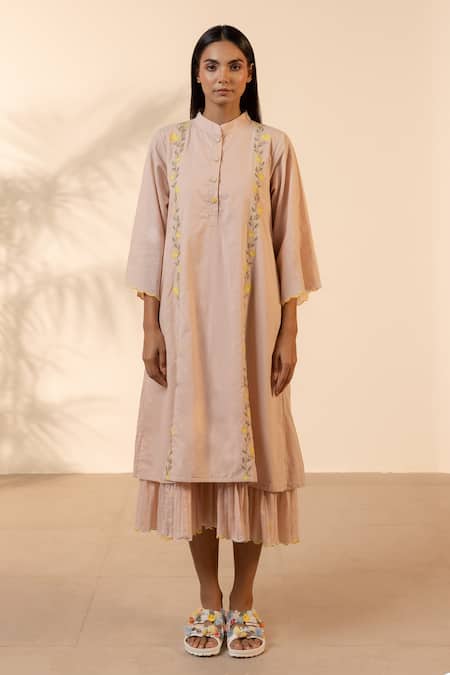 OurDve Bloomberry Floral Embroidered Kurta 