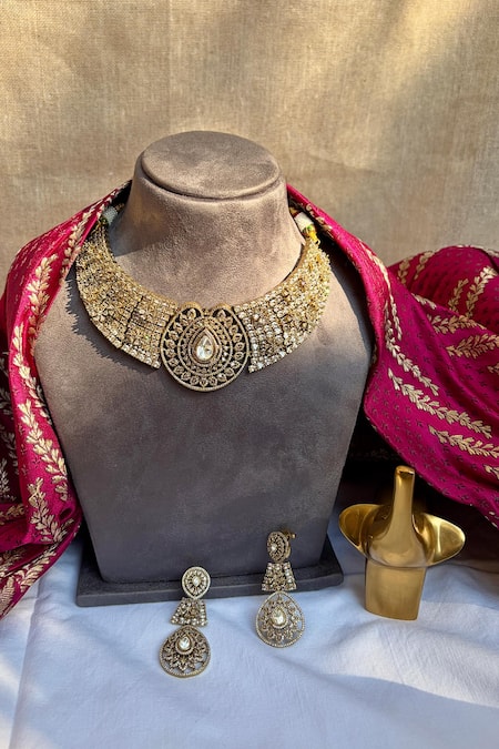 Prestones_Gold Plated Stones Zircon Embellished Necklace Set _Online_at_Aza_Fashions