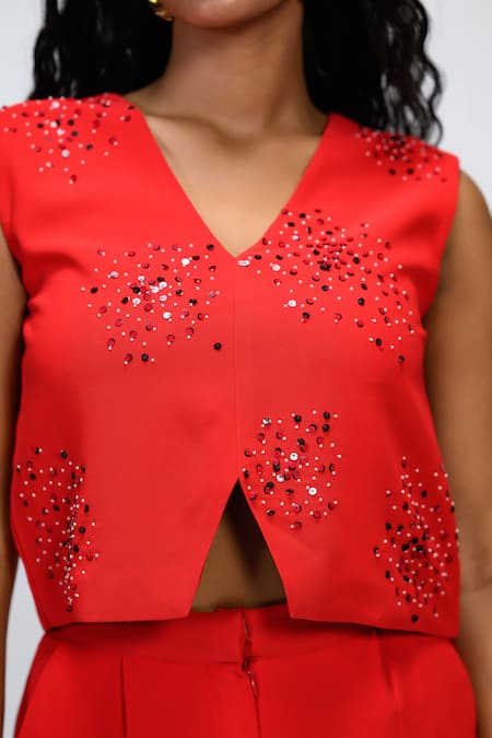 Buy_The Dramebaaz CO_Red Georgette Sequins, Beads V-neck Ruby Embroidered Top And Pant Set 