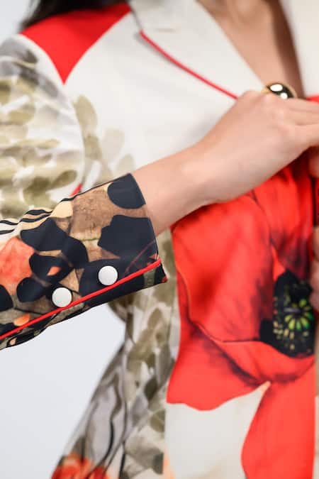 Buy The Dramebaaz CO Off White Lycra Embroidery, Modista Floral Print Blazer And Trouser Co-ord Set Online at Aza Fashions Buy_The Dramebaaz CO_Off White Lycra Embroidery, Modista Floral Print Blazer And Trouser Co-ord Set _Online_at_Aza_Fashions