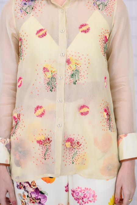 Shop_The Dramebaaz CO_Off White Organza, Georgette Embroidery, Floral Illusion Shirt And Trouser Set 