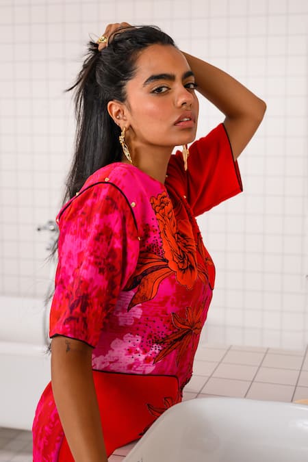 The Dramebaaz CO Pink Georgette Beads, Embroidery, Patchwork Round Neck Liana Floral Vine Dress at Aza Fashions The Dramebaaz CO_Pink Georgette Beads, Embroidery, Patchwork Round Neck Liana Floral Vine Dress _at_Aza_Fashions