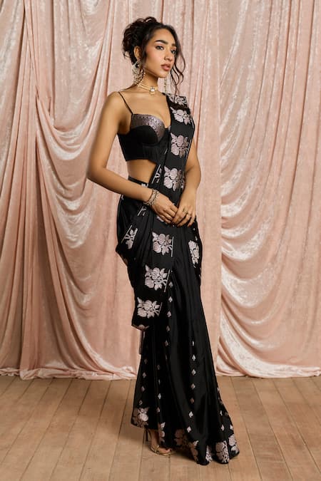 Buy_SAANJH BY LEA_Black Silk Zari, Embroidery Kainaat Banarasi Pre-draped Saree With Bustier _Online_at_Aza_Fashions