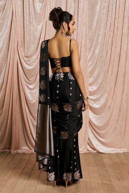 SAANJH BY LEA Kainaat Banarasi Silk Pre-Draped Saree With Bustier 