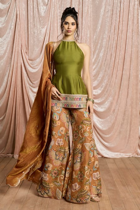 SAANJH BY LEA Zehra Green and Rust Embroidered Halter Sharara Set_duwszjral7gffi 
