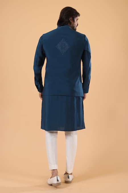 Millionaire Geometric Thread Embroidered Bundi Kurta Set 