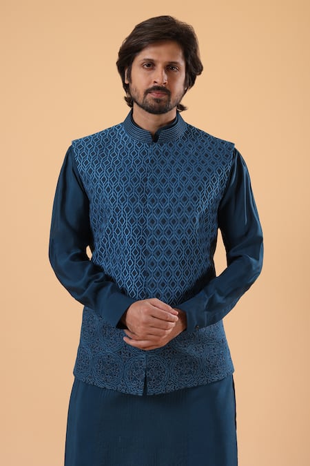 Shop_Millionaire_Blue Silk Embroidery Geometric Thread Bundi Kurta Set _Online_at_Aza_Fashions
