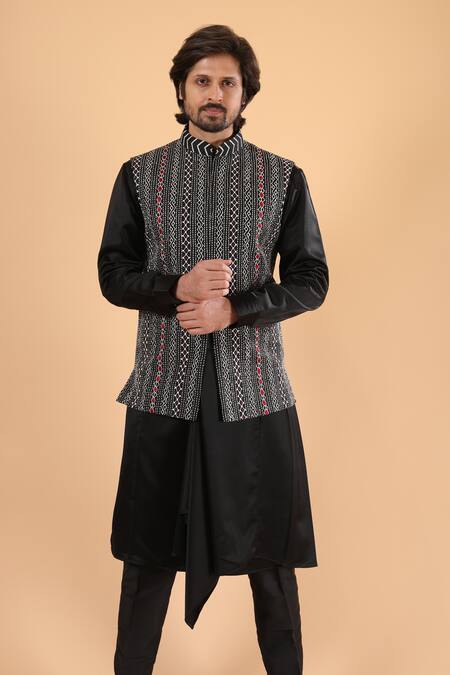 Millionaire_Black Silk, Linen, Satin Embroidery Thread Work Bundi Kurta Set _Online_at_Aza_Fashions