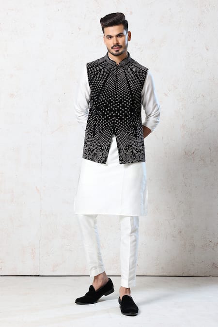 Millionaire Geometric Pattern Bundi Kurta Set 