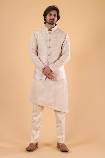 Millionaire Thread Work Bundi Kurta Set 