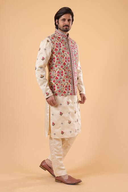 Buy_Millionaire_Beige Satin, Silk Embroidery Floral Thread Bundi Kurta Set _Online_at_Aza_Fashions