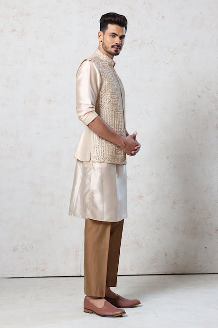 Millionaire_Beige Silk Mirrors Work Bundi Kurta Set _Online_at_Aza_Fashions