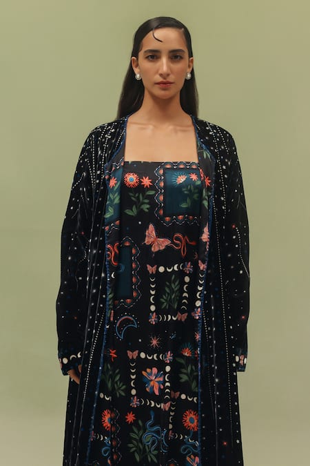 Buy_NOIB_Black Viscose, Velvet Embroidery Open Demi Garden Dancers Print Poncho Jacket _Online_at_Aza_Fashions