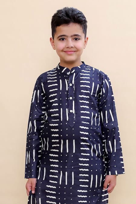 Kalp_Blue Cotton Midnight Marksman Printed Kurta Set _Online_at_Aza_Fashions