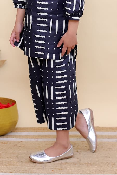 Kalp Blue Cotton Midnight Block Print Palazzo Set Online at Aza Fashions Kalp_Blue Cotton Midnight Block Print Palazzo Set _Online_at_Aza_Fashions