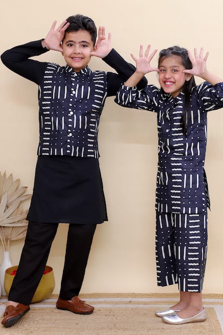 Buy Kalp Blue Cotton Midnight Block Print Palazzo Set Buy_Kalp_Blue Cotton Midnight Block Print Palazzo Set