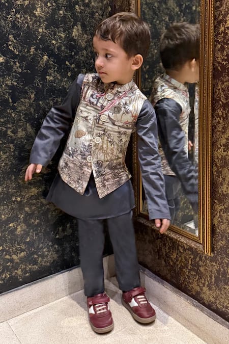 Funny Bones Clothings Vann Vistaar Koti Set 