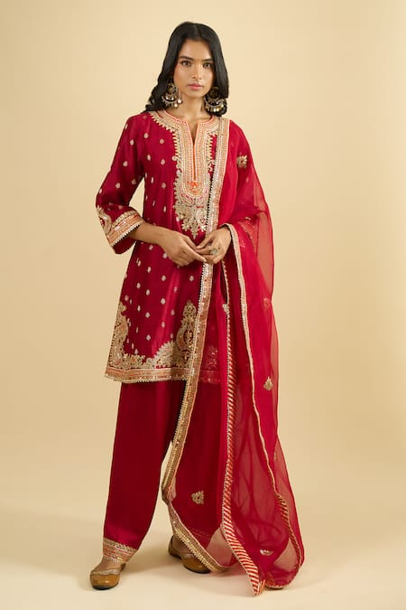 Sheetal Batra Embroidered Kurta Set