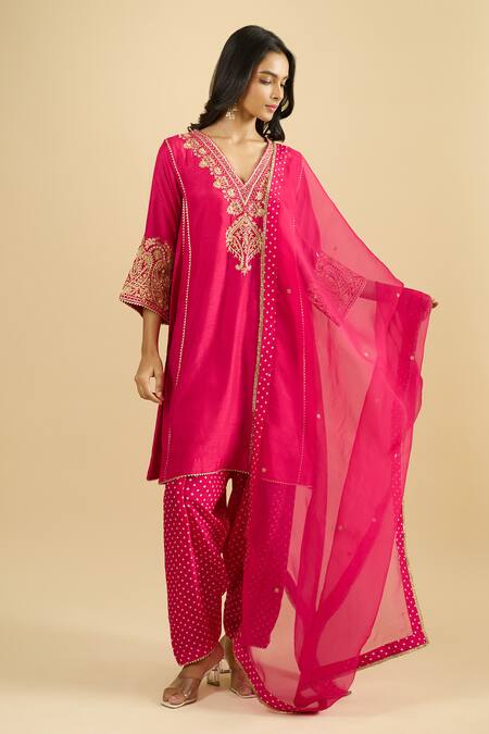 Buy_Sheetal Batra_Pink Embroidery, Piping V-neck Kurta Salwar Set _Online_at_Aza_Fashions
