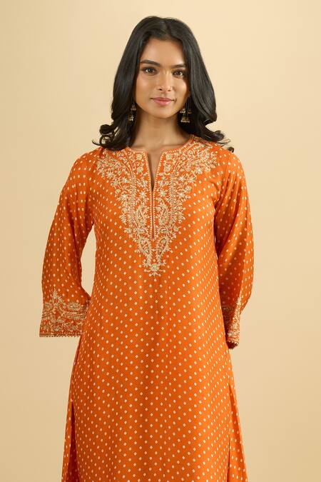 Shop_Sheetal Batra_Orange Embroidery Split V-neck Neckline Kurta And Salwar Set _Online_at_Aza_Fashions