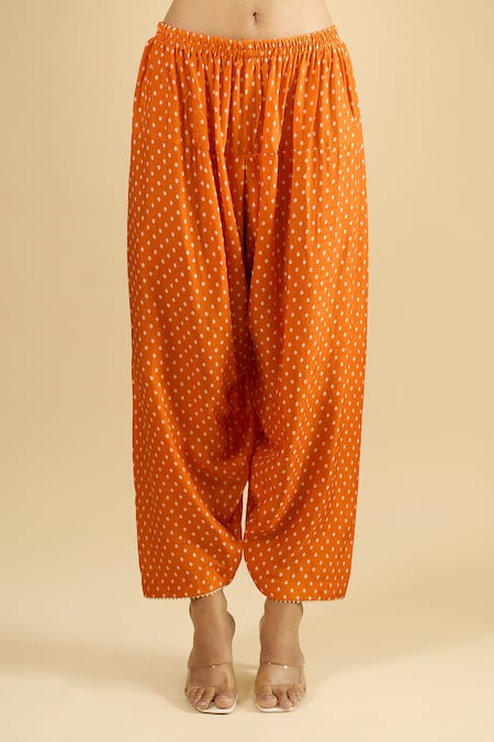 Sheetal Batra_Orange Embroidery V-neck Kurta And Salwar Set _Online_at_Aza_Fashions