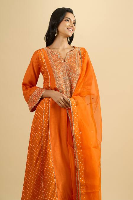 Buy_Sheetal Batra_Orange Embroidery, Sequins V-neck Kurta Salwar Set _Online_at_Aza_Fashions