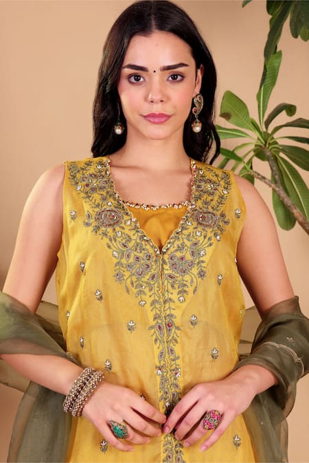 Sonali Methi Yellow Organza Embroidery, Sequins, Stones, Tassels Split V-neck Hand Kurta Set at Aza Fashions Sonali Methi_Yellow Organza Embroidery, Sequins, Stones, Tassels Split V-neck Hand Kurta Set _at_Aza_Fashions