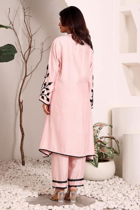 Sonali Methi Chanderi Hand Embroidered Kurta Set 