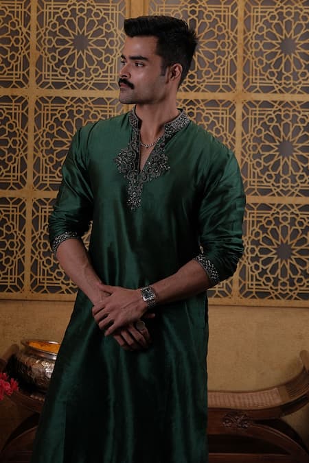 Buy_Histori_Green Chanderi Silk, Modal, Satin Beads, Crystals, Kurta And Patiala Salwar Set 