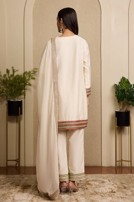Neha Mehra Chanderi Hand Embroidered Kurta Set 