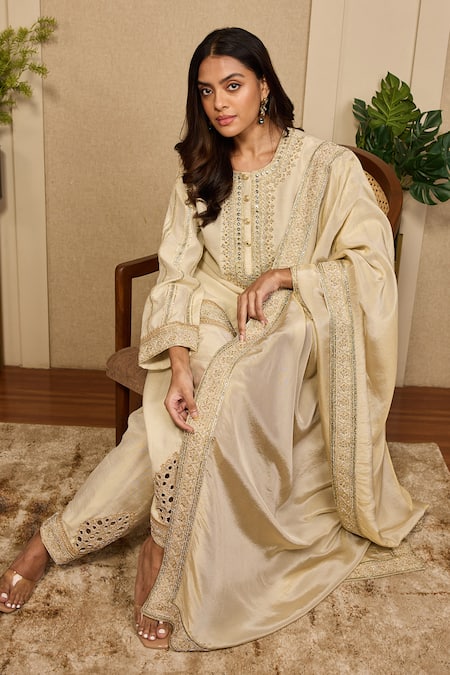 Shop_Neha Mehra_Gold Embroidery, Mirrors, Zari Round Neck Hand Kurta Set _Online_at_Aza_Fashions