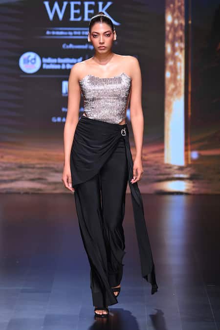 Buy_Tisharth by Shivani_Peach Polyester Sequins Bandeau Neck Strapless Corset With Back Zip _Online_at_Aza_Fashions